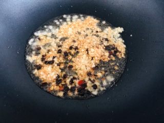 拿的出手的宴客菜，剁椒鱼头，超下饭零失败 